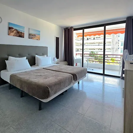 Olympia, Playa Americas Адехе